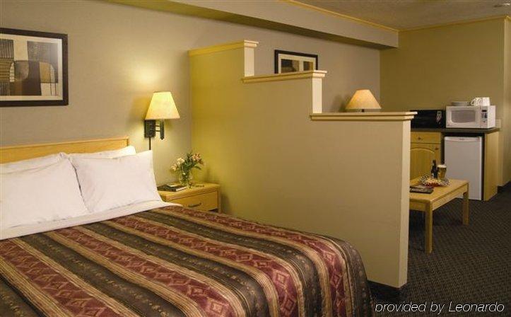 Travelodge By Wyndham Fort Mcmurray Oda fotoğraf