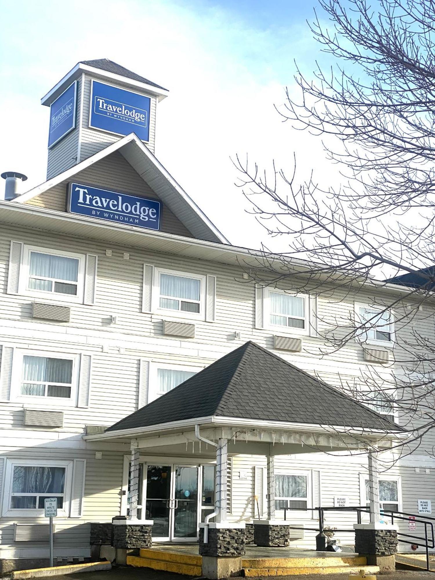 Travelodge By Wyndham Fort Mcmurray Dış mekan fotoğraf